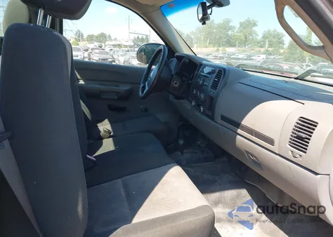 2008 Chevrolet Silverado 1500 Work Truck z USA, uszkodzony, nr VIN 1GCEK14088Z238380